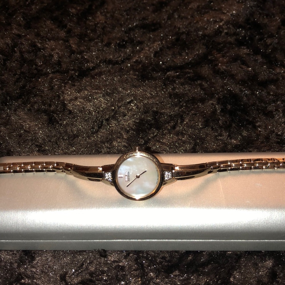 🤗🤗🤗Gold Citizens watch - Picture 3 of 6